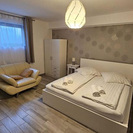 Neferprod Apartments - Is - Cam 06 تيميشورا المظهر الخارجي الصورة
